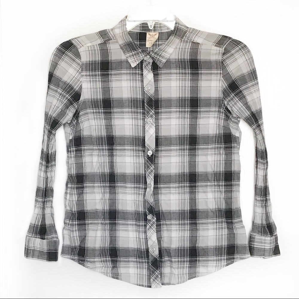 🐠 3 for $15 🐠 Faded Glory greyblack plaid button